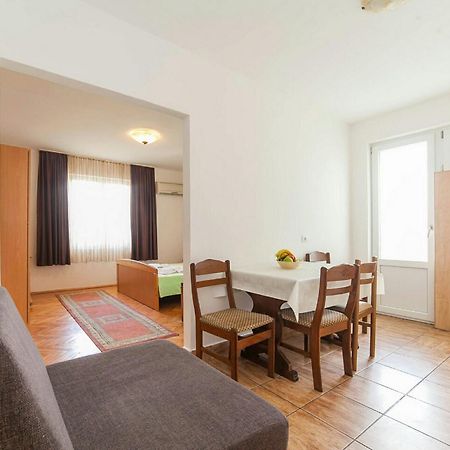 Hana Accommodation Sveti Stefan Phòng bức ảnh