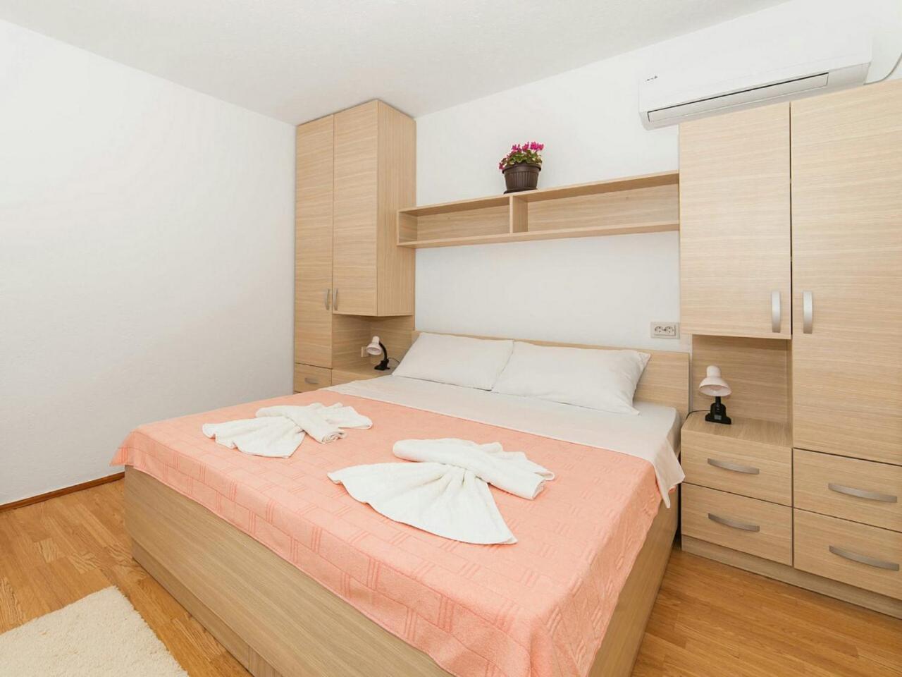 Hana Accommodation Sveti Stefan Ngoại thất bức ảnh