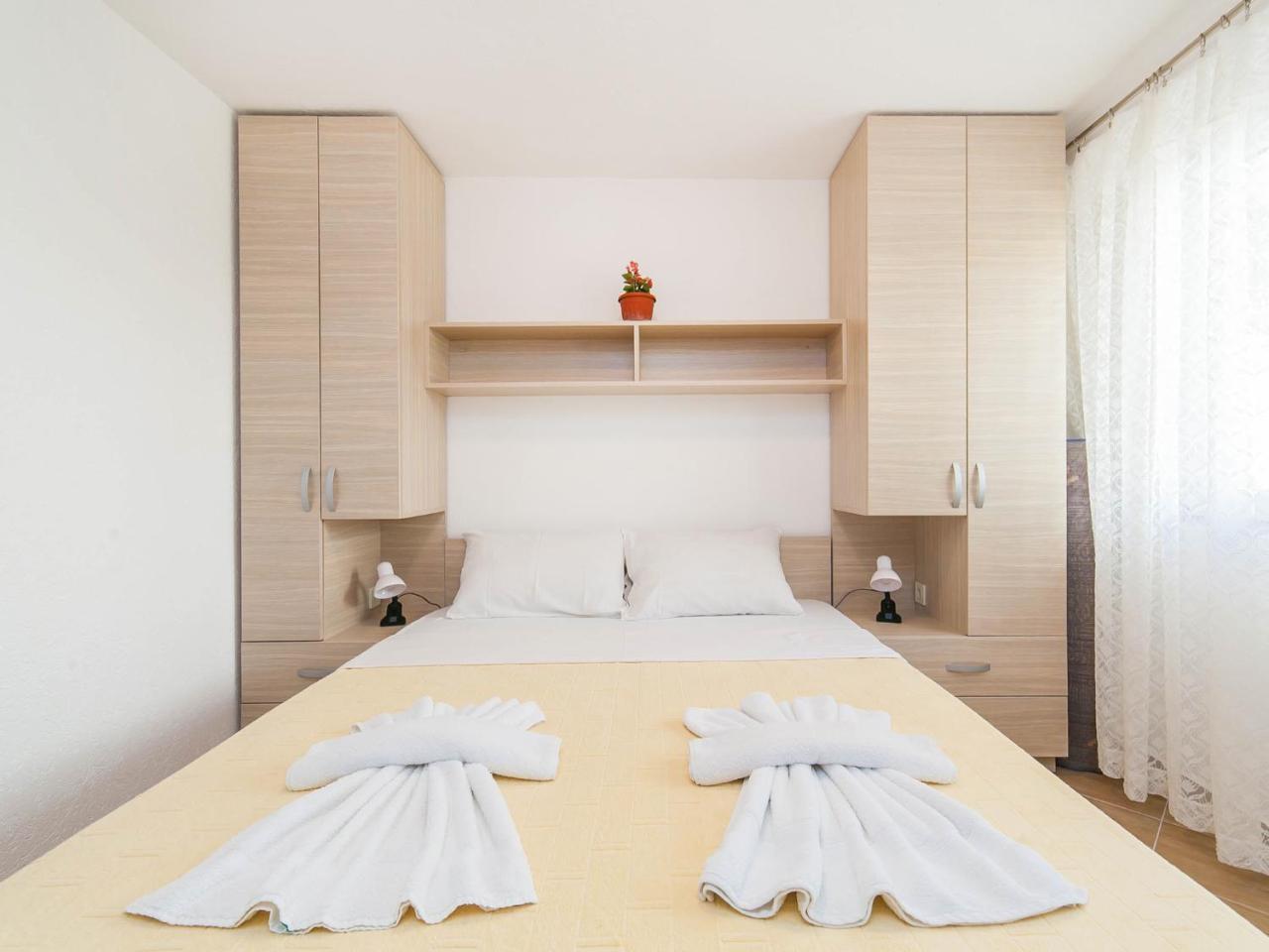 Hana Accommodation Sveti Stefan Ngoại thất bức ảnh