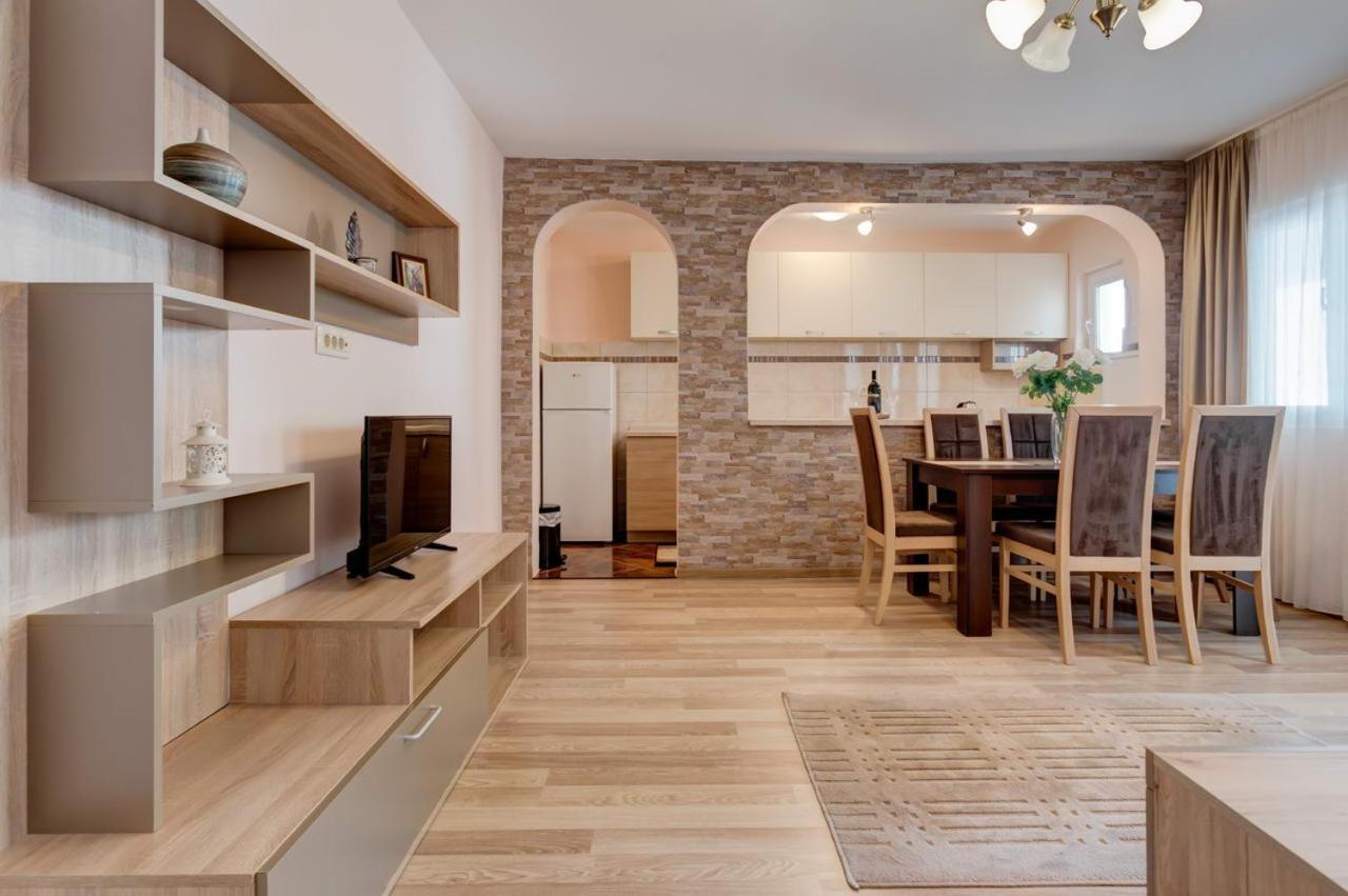 Hana Accommodation Sveti Stefan Ngoại thất bức ảnh