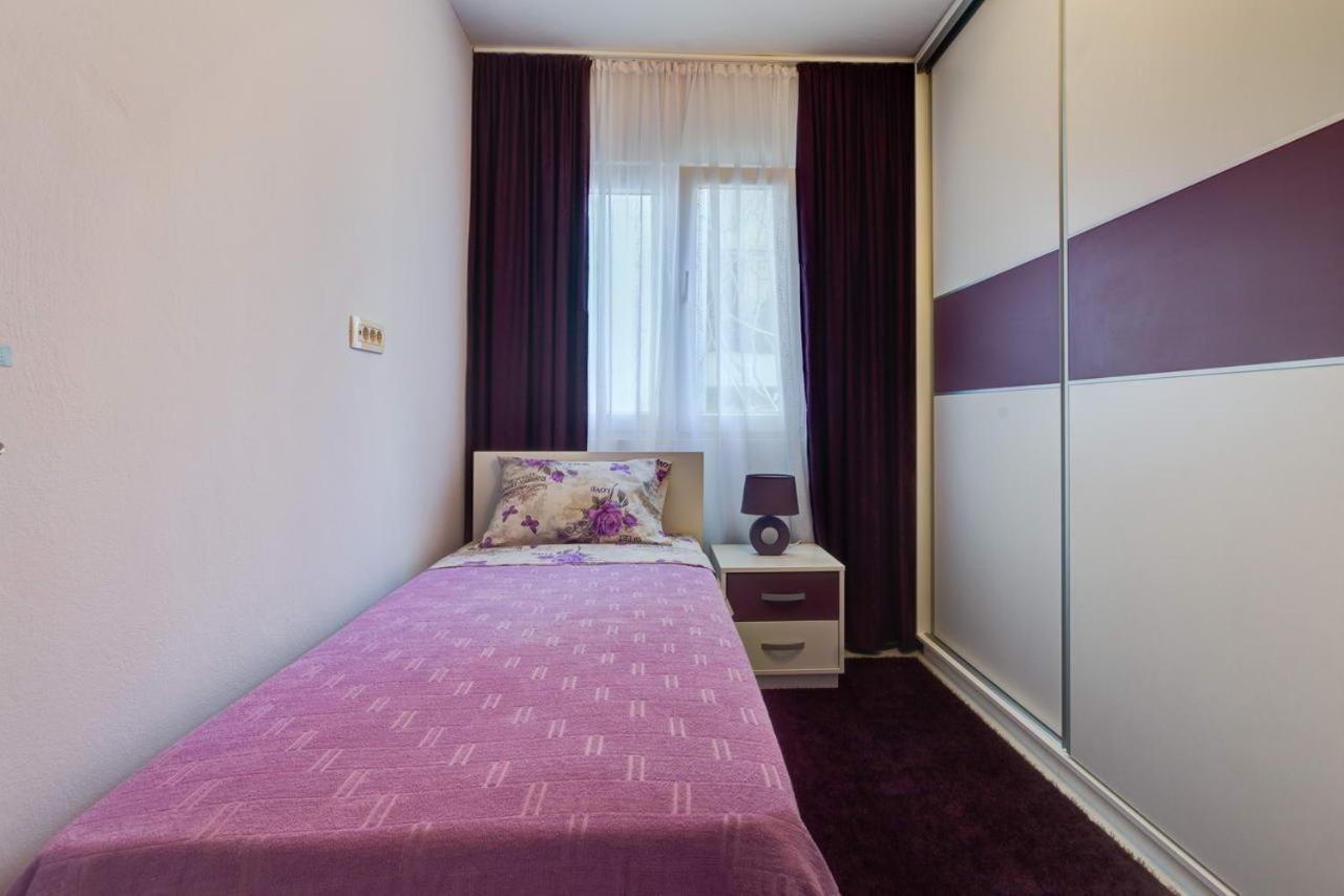Hana Accommodation Sveti Stefan Ngoại thất bức ảnh
