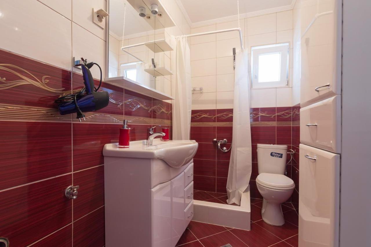 Hana Accommodation Sveti Stefan Ngoại thất bức ảnh